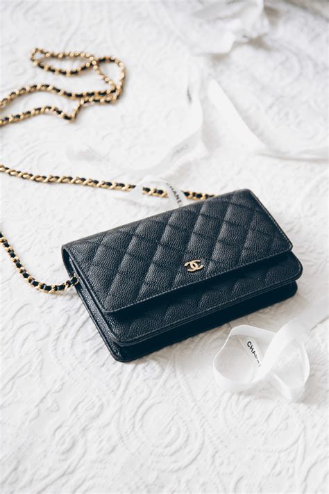 chanel pak dames|chanel wallet on chain.